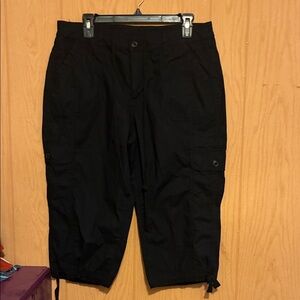 Women's Black Cargo Capris